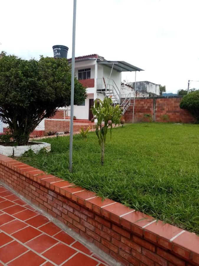 Hotel La Casona Chinácota Buitenkant foto