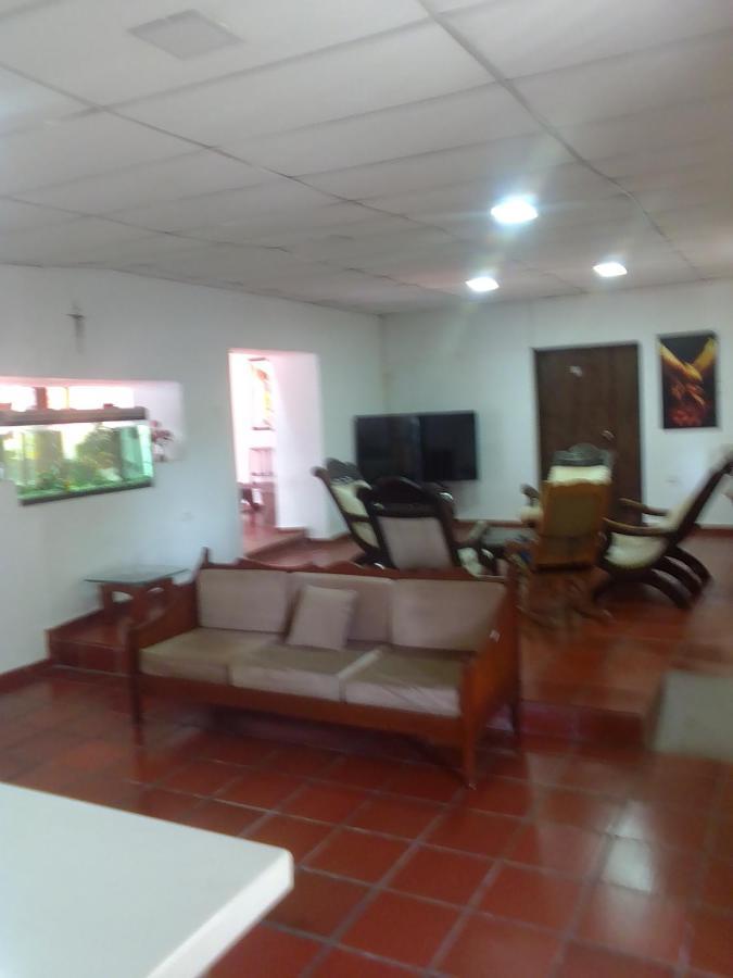 Hotel La Casona Chinácota Buitenkant foto